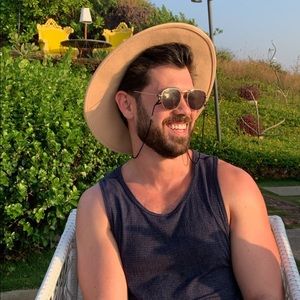 Meet your Posher, Joey